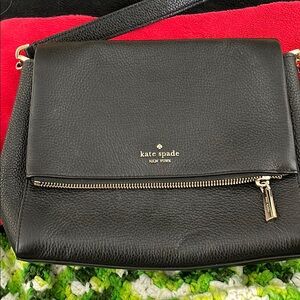 Kate Spade Black Shoulder Bag with Sleek Design